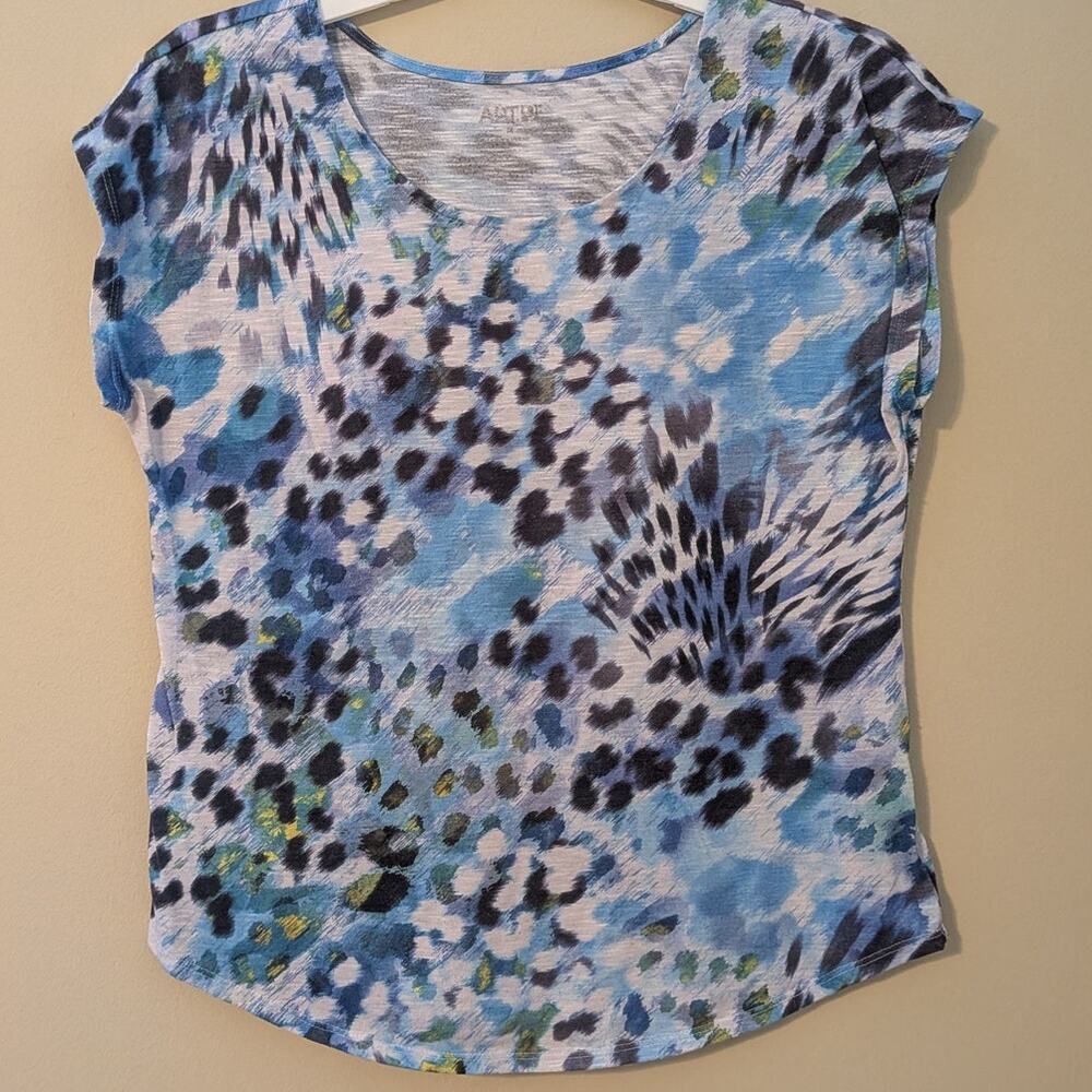 Apt. 9 Blue And Black Short Sleeve Cheetah Blouse